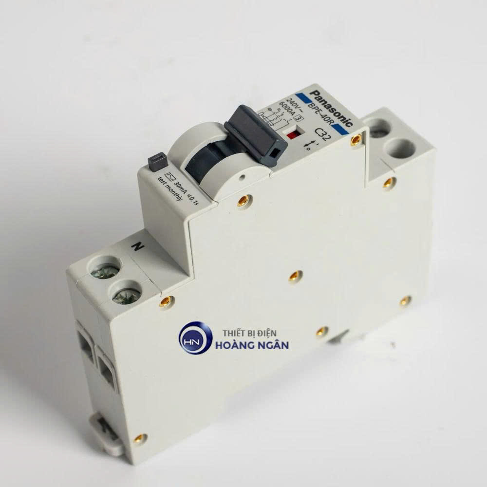 Cầu Dao Bảo Vệ Quá Tải, Ngắn Mạch & Chống Rò RCBO Compact 2P1E 240VAC 06kA 30mA Panasonic
